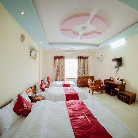 Lam Tung Hotel Dong Van - By Bay Luxury Екстериор снимка