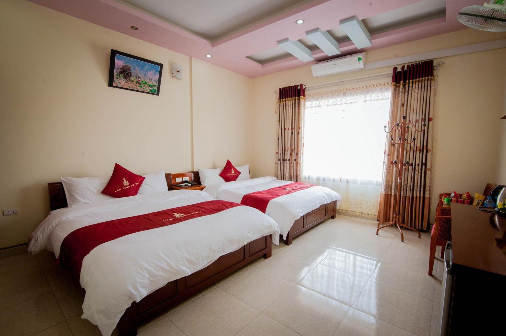 Lam Tung Hotel Dong Van - By Bay Luxury Екстериор снимка