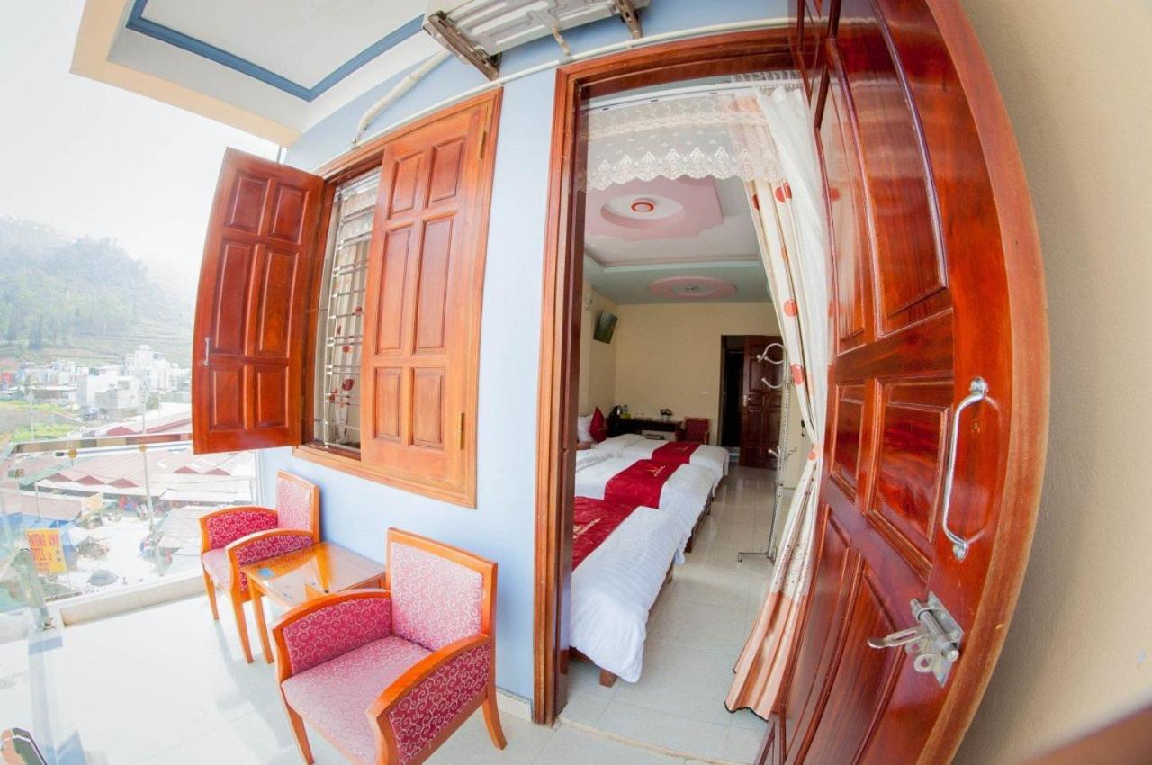Lam Tung Hotel Dong Van - By Bay Luxury Екстериор снимка